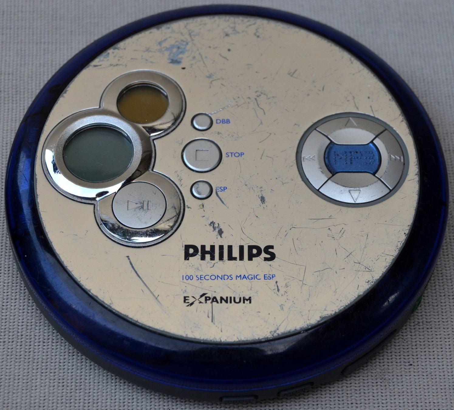 Philips Lettore multimediale portatile: Philips EXP2461 Discman – Usato da Collonges venduto da arashee