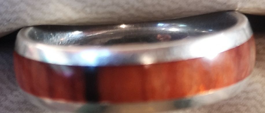 Anelli: Unique Wood & Metal Ring – Usato da Rolle venduto da Groovytrain 1