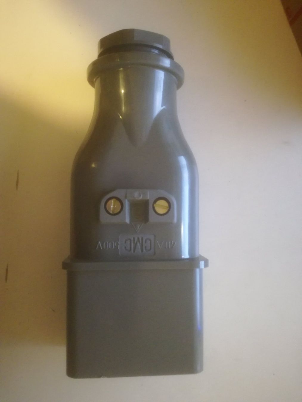 Fiches d'alim.: Stecker J40A 3P+E 500 V – Neuf avec emballage d'origine à Sursee par Ursus_LU
