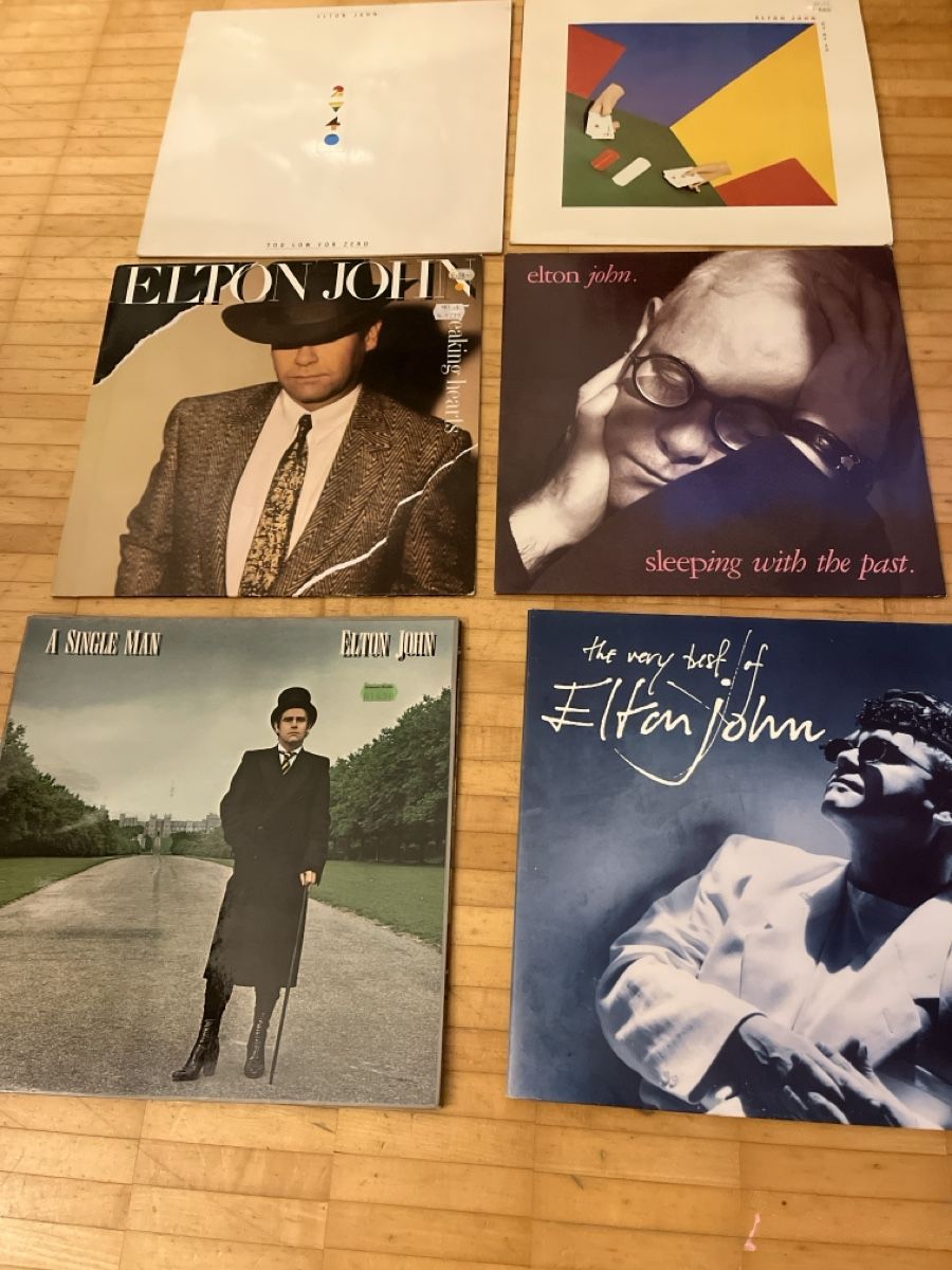 Dischi in vinile: LPs Elton John in  – Usato da Bern venduto da Franco-3007-bern