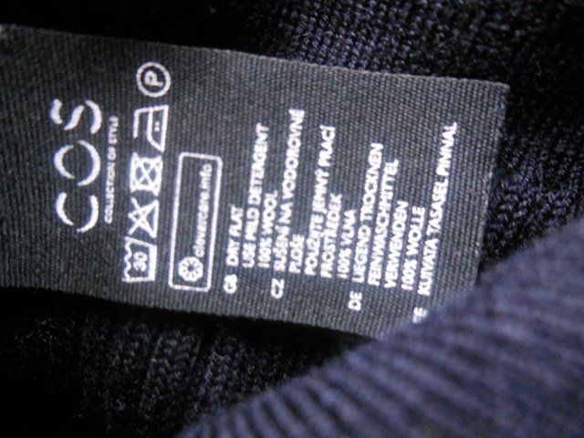 Cos Maglioni & Felpe: Gr. 38 navy COS Rippstrick-Wollpullover eher oversize NP185 – Usato da Basel venduto da FRAU.ZAUBER.MOND 3