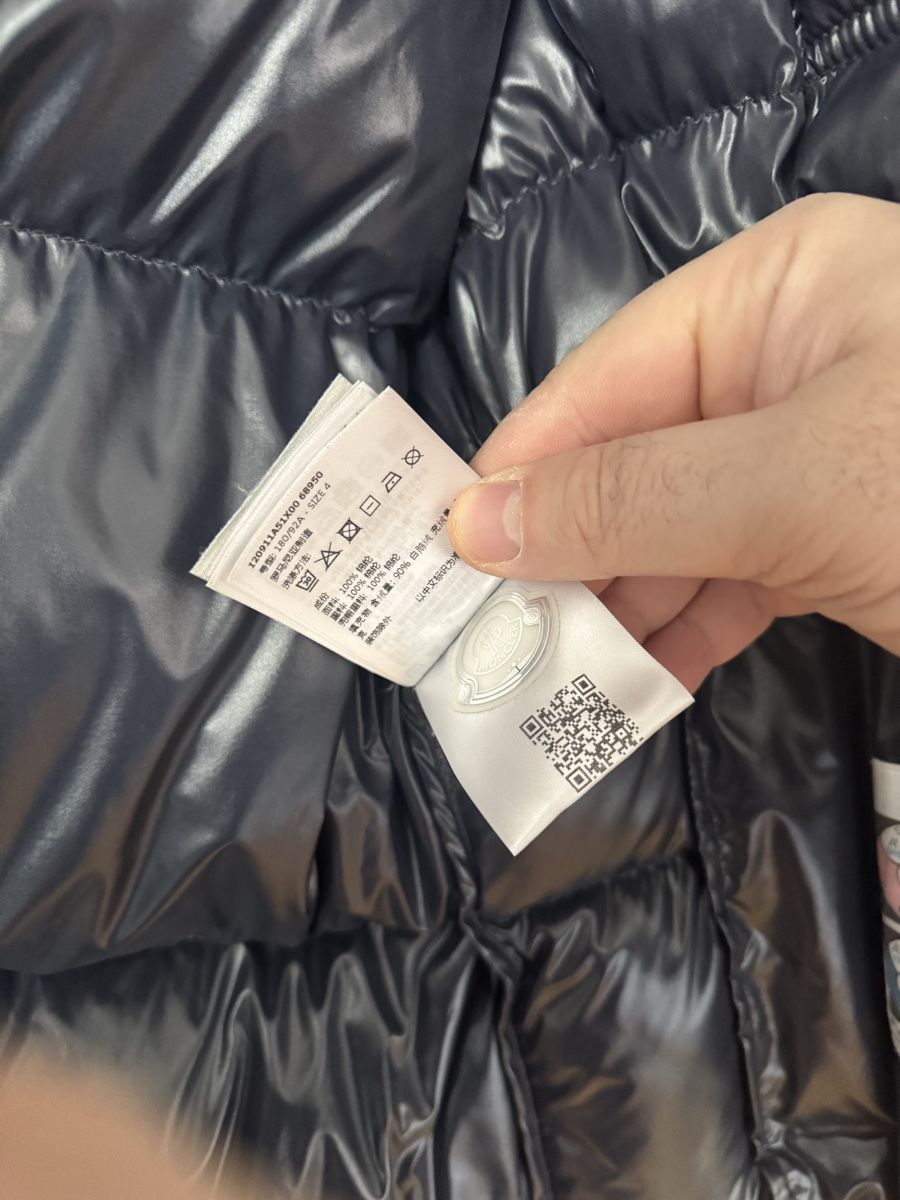 Moncler Giacche: MONCLER Montbeliard – Usato da Rorschach venduto da VE5PA 4