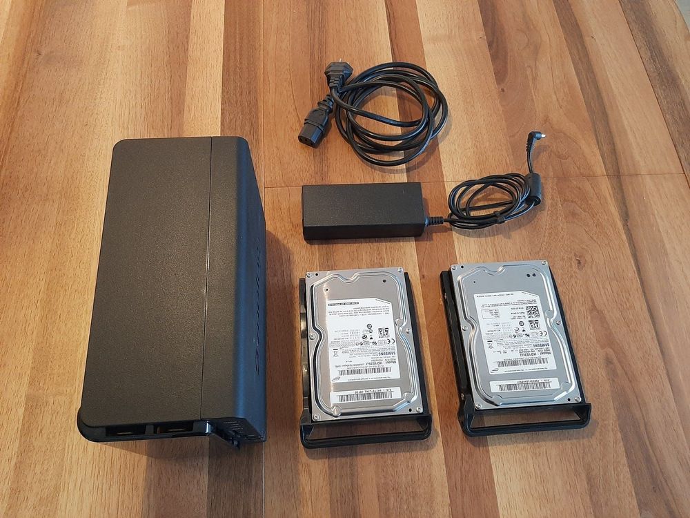 Wandhalterung Für Synology DiskStation - DS216 Bis DS224+ Modelle, Inkl. Montagematerial