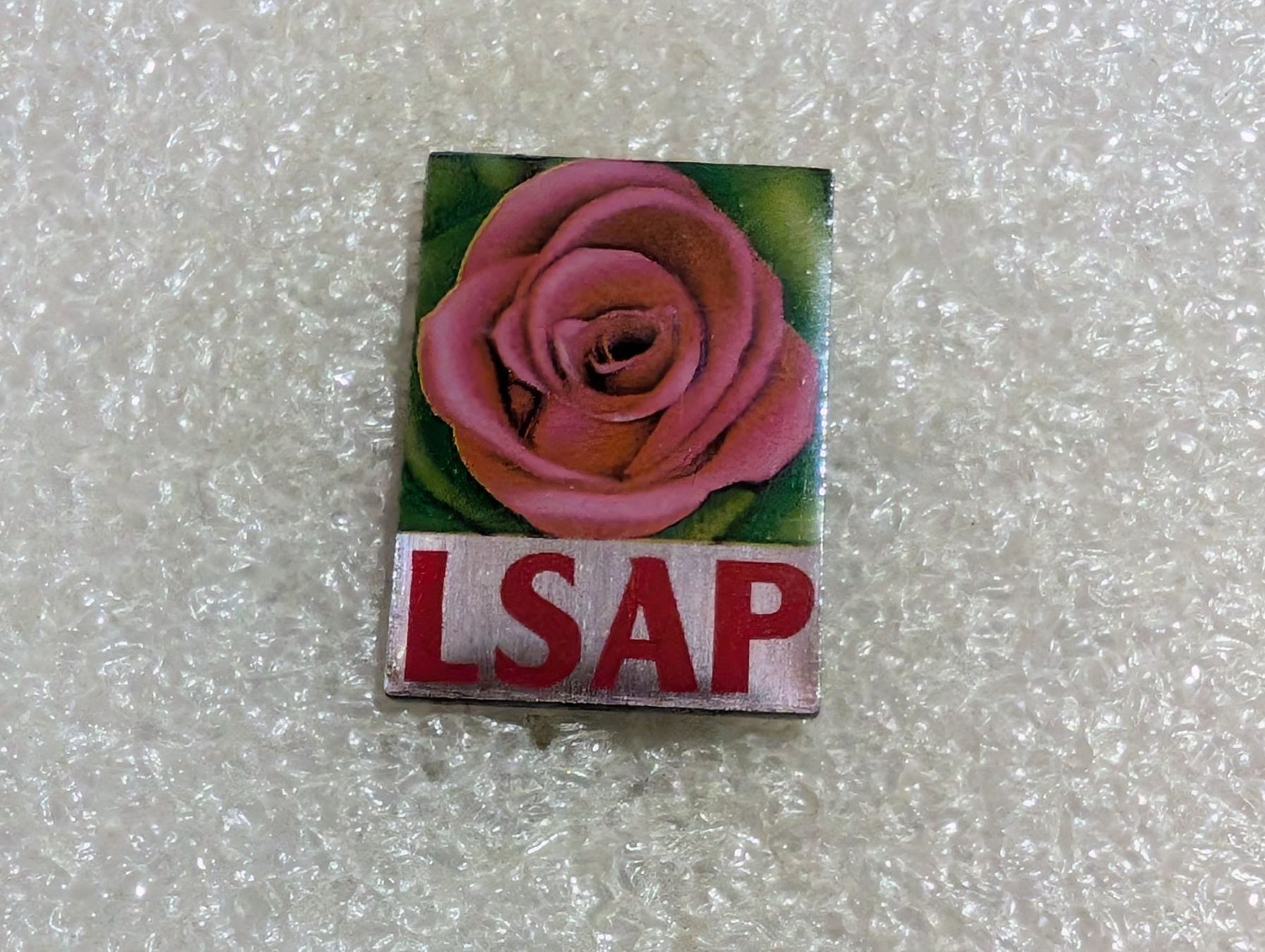 Placchette & Badge: Ansteckpin 200: LSAP – Usato da Oppligen venduto da Pin-Fall-Shop