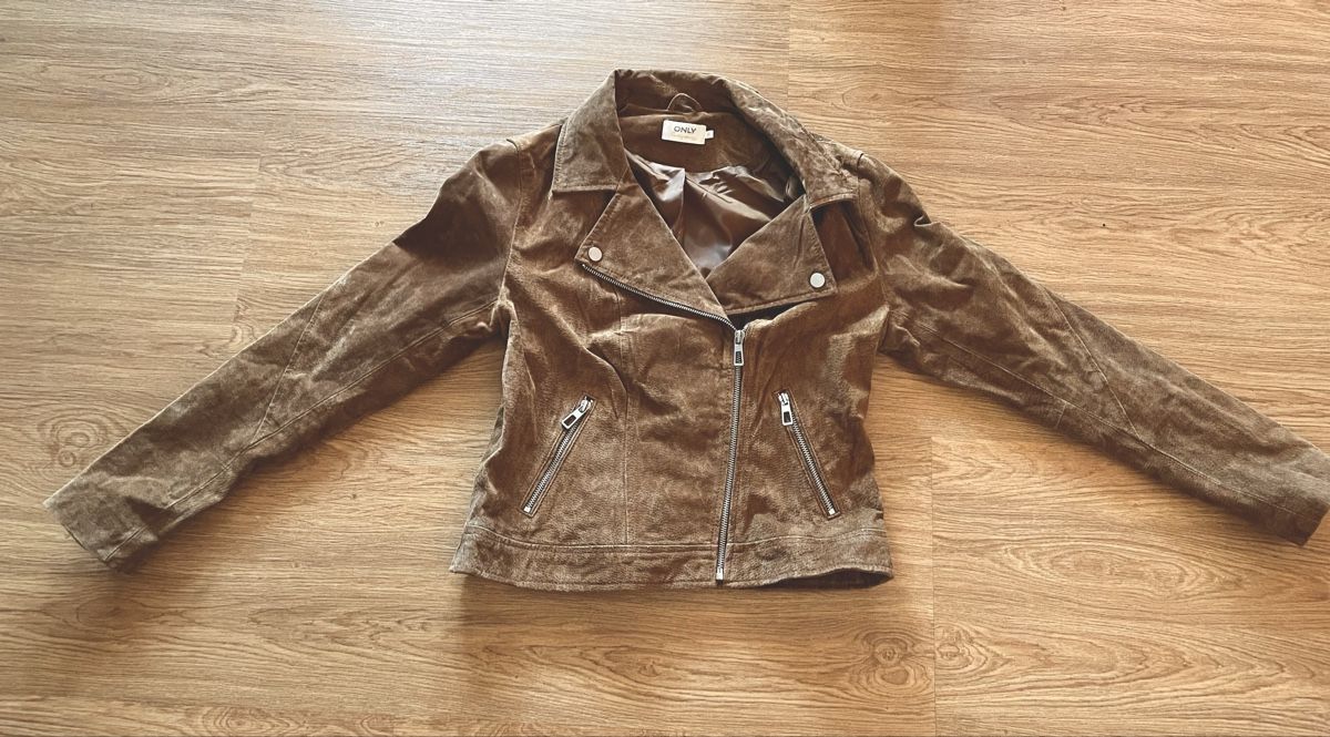 Only Giacche: Schöne Lederjacke von Only / Wildleder / Cognac – Nuovo (secondo la descrizione) da Biel/Bienne venduto da LadyDita