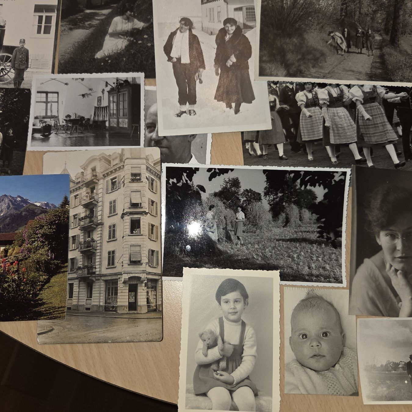 Cartoline postali: Hochdorf Konvolut alter Ansichtskarten Schweiz 69 St. – Usato da Kriens venduto da gra_fhn7 5