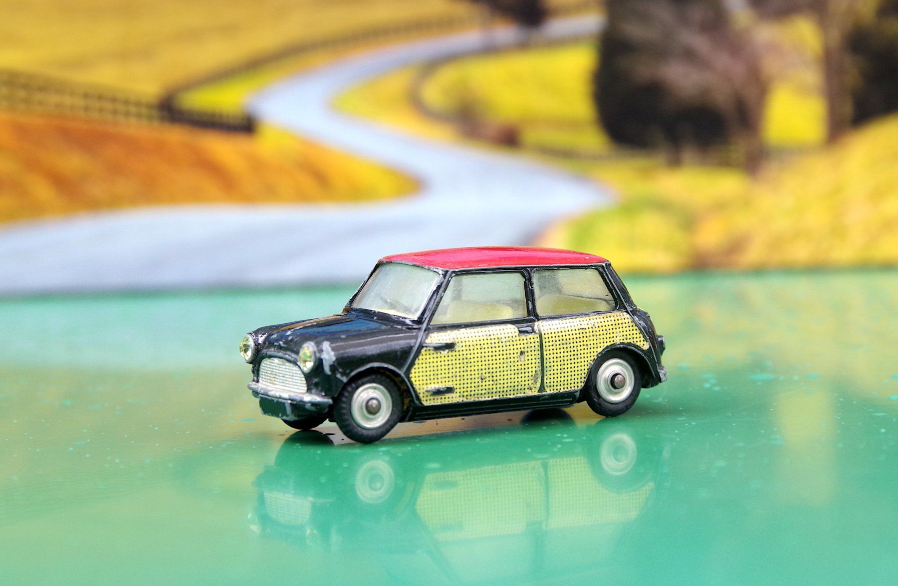Corgi Toys Modellini d'auto: Corgi Toys Morris Mini-Cooper, 1/43 – Usato da Frauenfeld venduto da Danielpwiedmer
