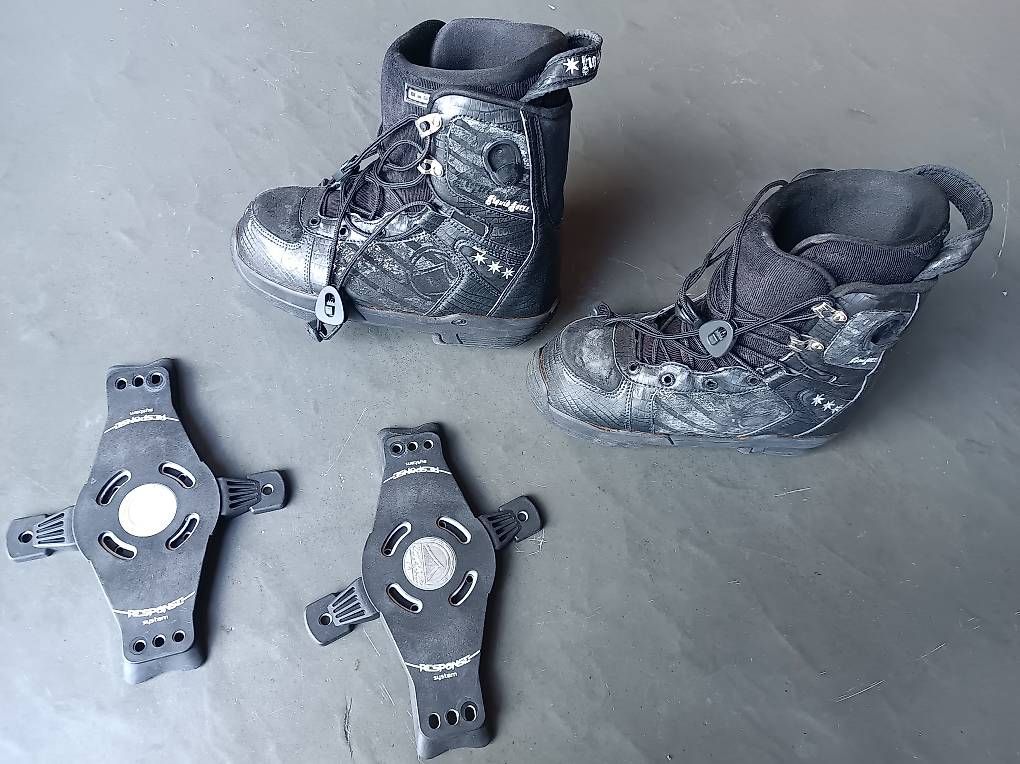 Bindungen: Wakeboard Bindung Boots – Gebraucht aus Reutigen von Swissolih 3