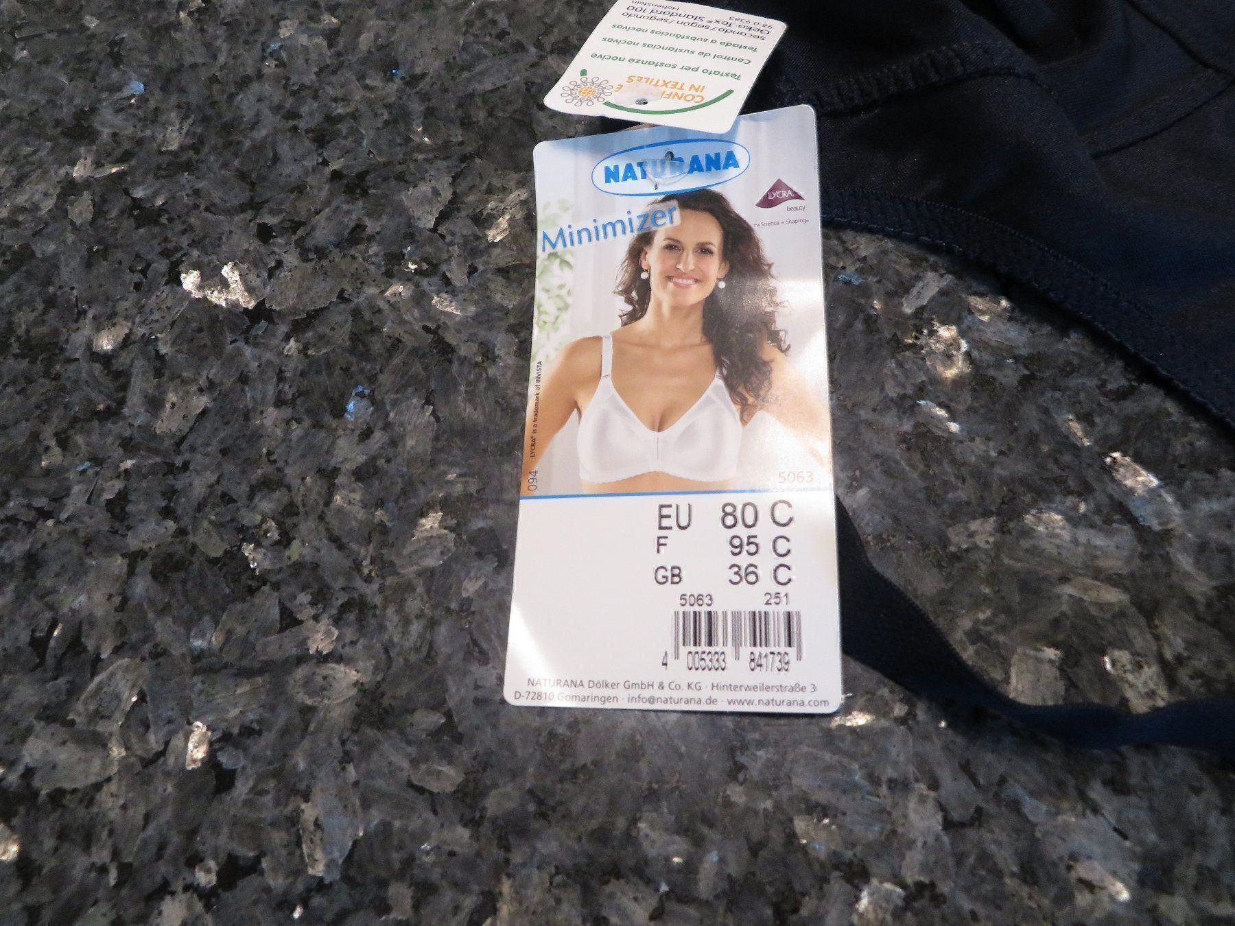 Sonstige Unterwäsche: Damen  Unterhemd und   2X  BH – Neu und originalverpackt aus Rüfenacht BE von tial70 3