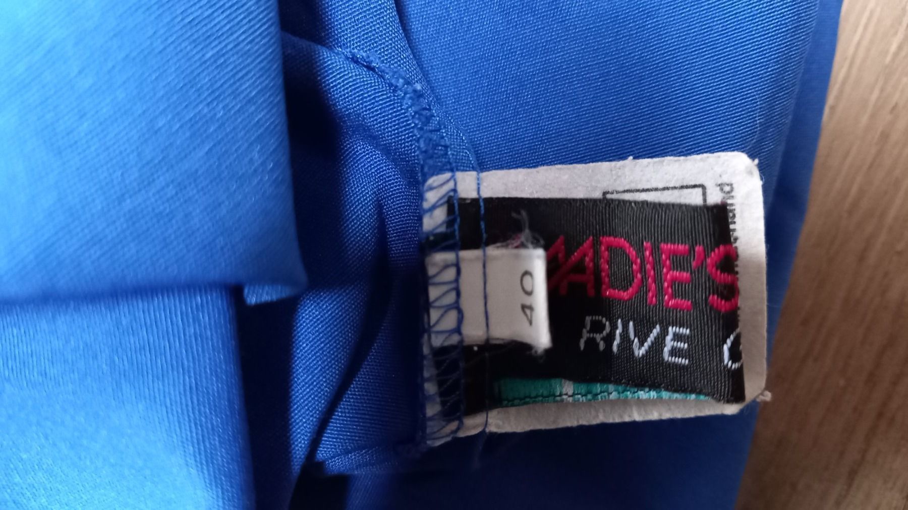 Tops: Rive Gauche Top  40 – Gebraucht aus Bätterkinden von Elefantenzoo 3