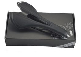 Karbon Sattel (all black)