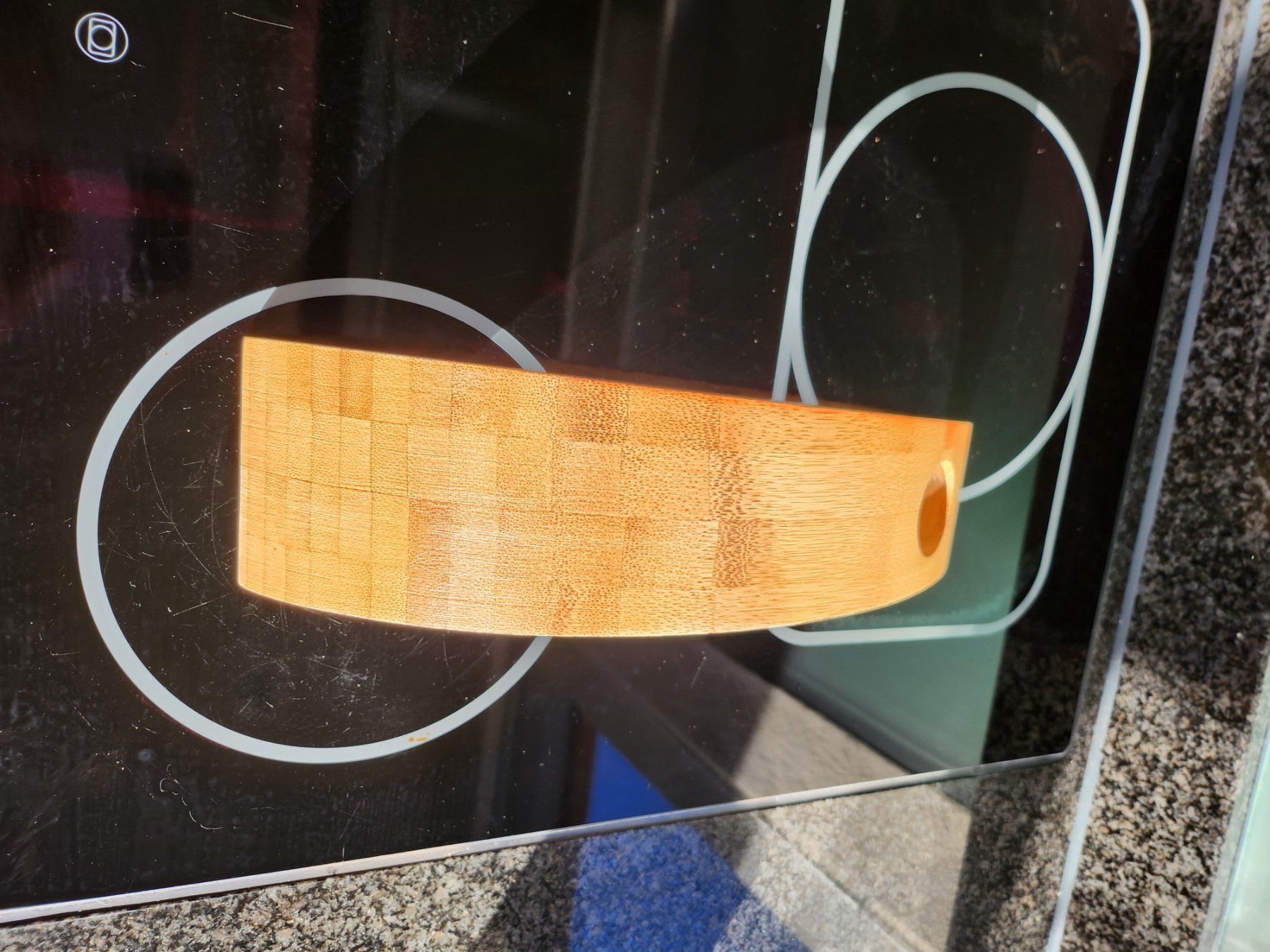Vino: balancier  bouteille de vin Schwebender Weinflaschenhalter – Nuovo e nell'imballaggio originale da Unterägeri venduto da 0alfa0 8