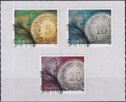 2022, Nr.1861-1863 (Münzen) mit Ersttags-Eck-Stempel.
