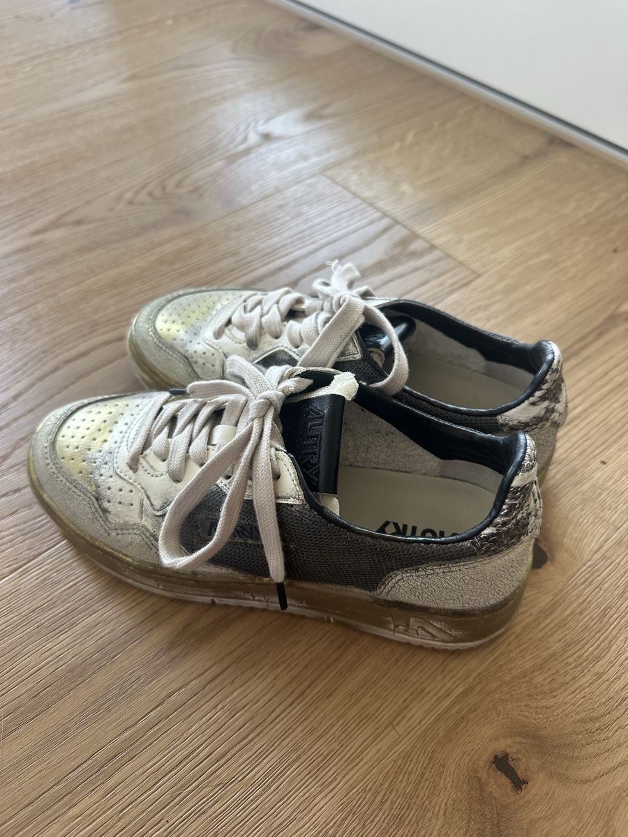 Scarpe da donna: Autry Sneakers Vintage Style – Usato da Wädenswil venduto da Anina.kastner 2