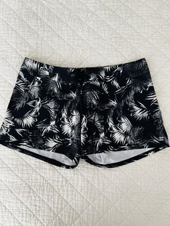 Badehose Billabong Muster schwarz weiss Grösse L guter Zusta