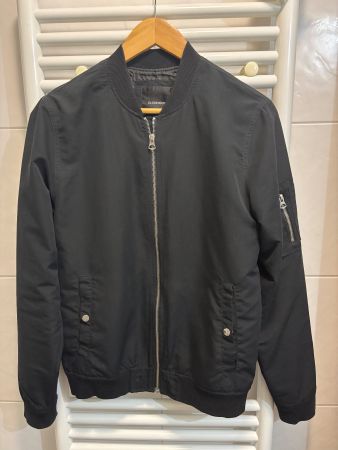Clockhouse Black Bomber Jacket XS - Stylish & Lightweight!