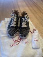 Christian Louboutin Sneakers mit Spikes (Gr. 37)