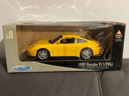 Porsche 911 (996) jaune de 1997 - 1:18  Welly neuf