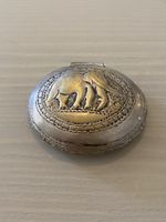     Vintage Pillendose – Handarbeit 🐘🐘🪷