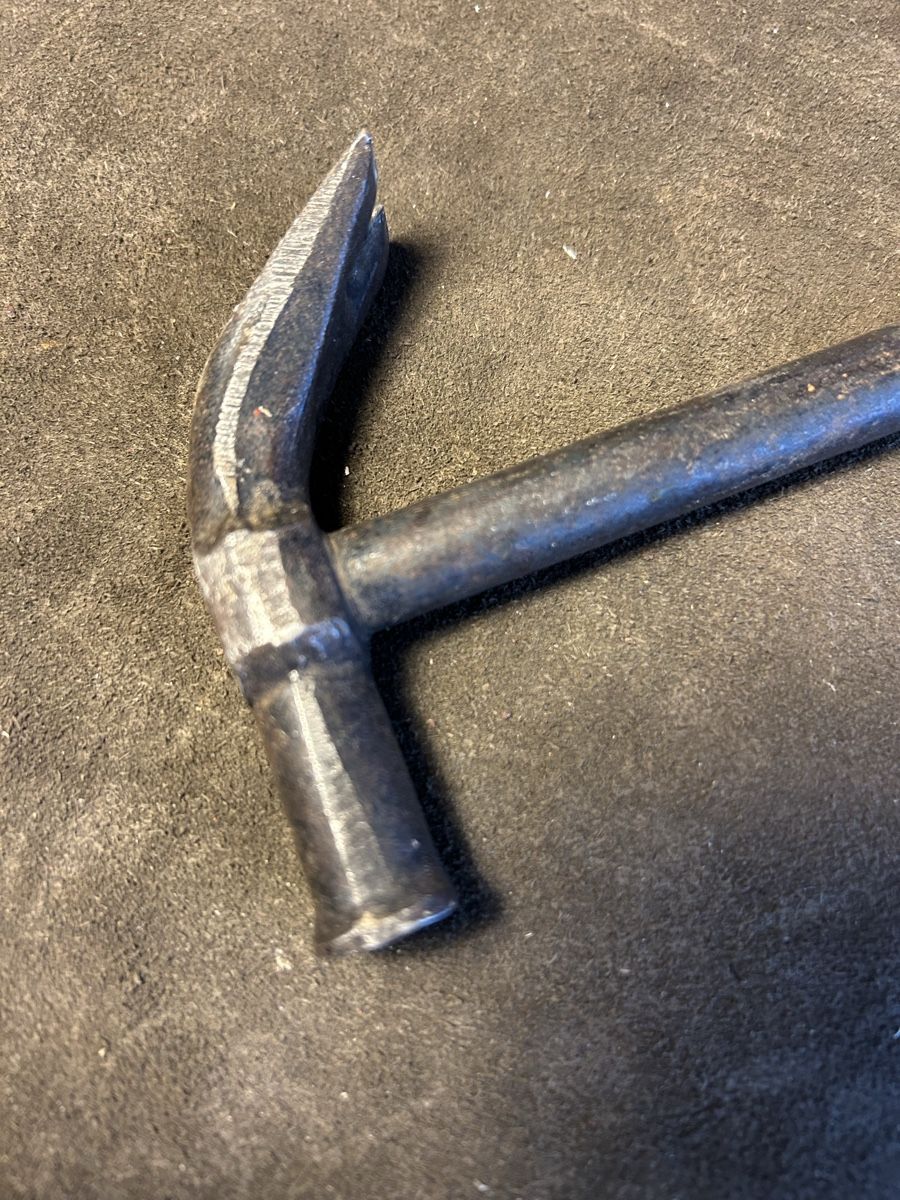 Alle Werkzeuge: ANTIKE HAMMER – Gebraucht aus Bottmingen von Surubi 1