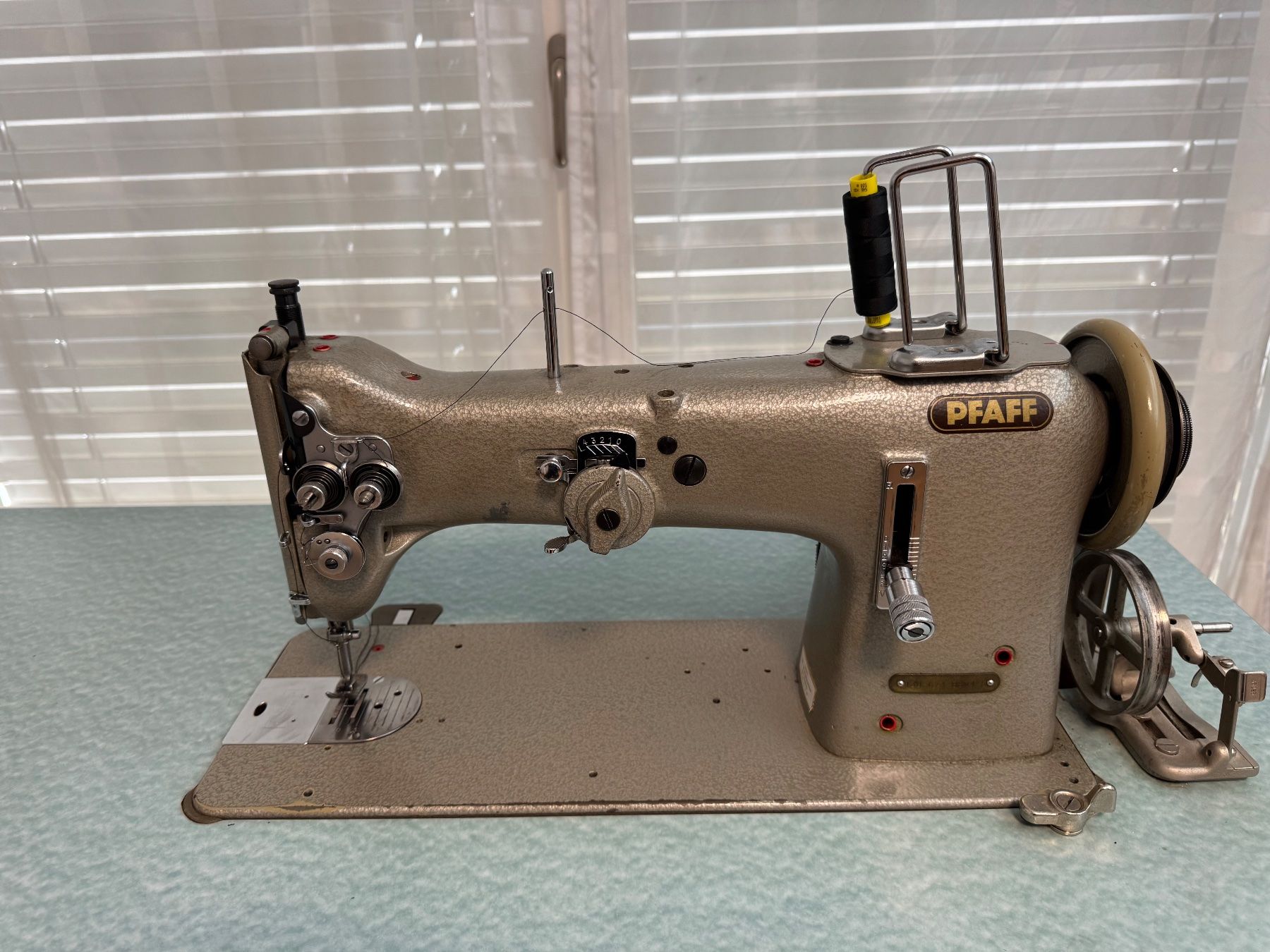 Pfaff Machines à coudre: Pfaff Industrienähmaschine 138 – D'occasion à Neuenegg par the_donald 1