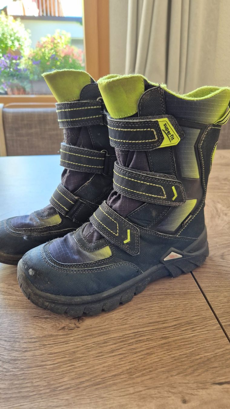 Superfit Schuhe für Jungen: Superfit Winterstiefel Gr. 35 – Gebraucht aus Adelboden von afkcamper
