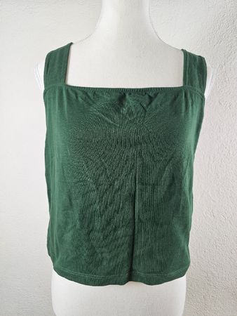 Débardeur vert, dos croisé