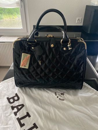 Neuwertige Handtasche von Bally