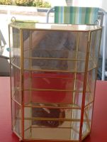 Vitrine Glas Messing 6eckig B9 cm H28 cm  3 Ablagen.