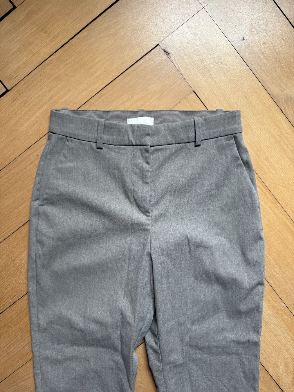 H&M Hosen: Slim Hose hellgrau elegant 38 – Gebraucht aus Zürich von Diazaio 1