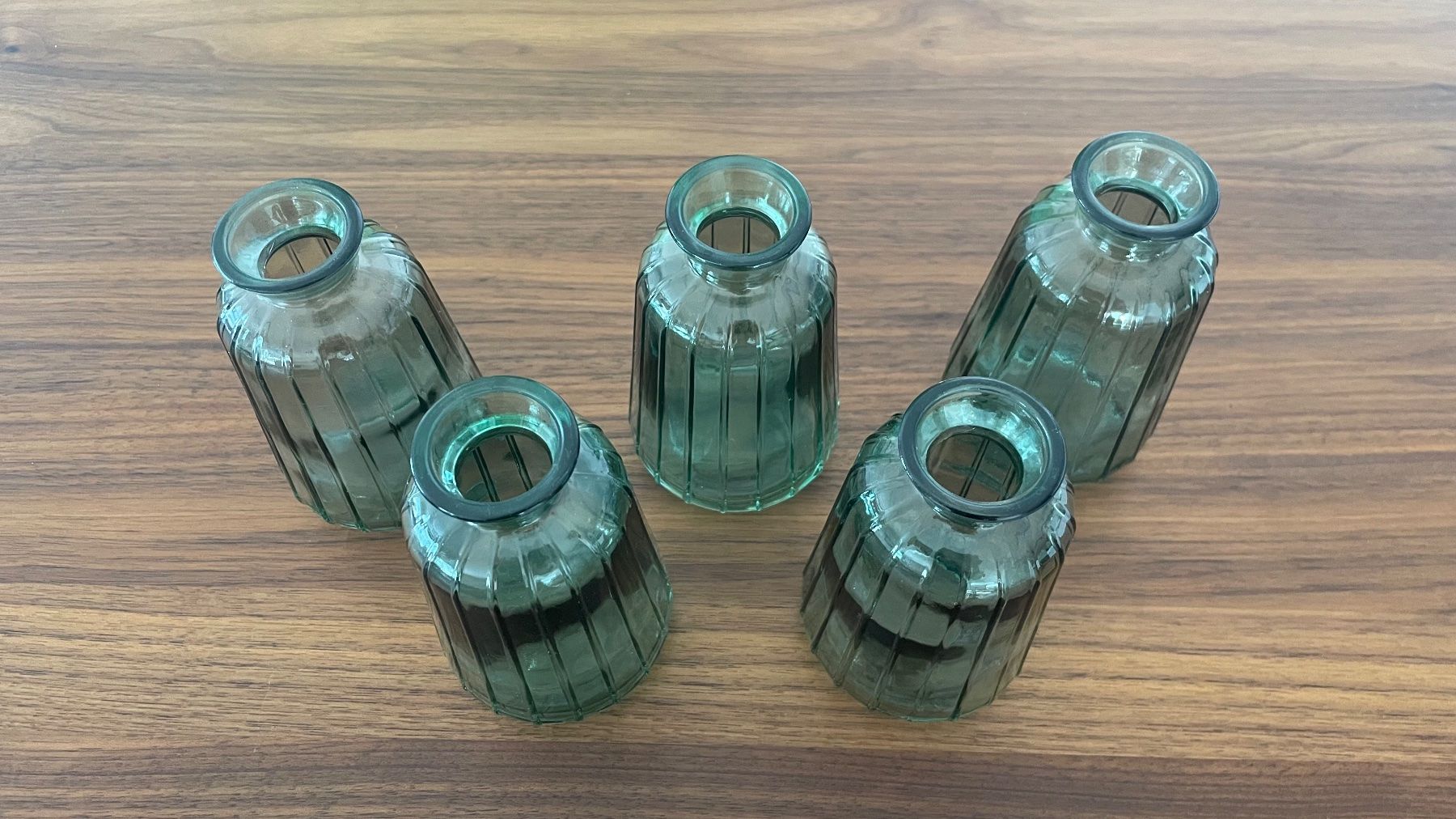 Vasen & Gefässe: 5 Glasvasen grün geriffelt klein – Gebraucht aus Wetzikon ZH von Filopf 2