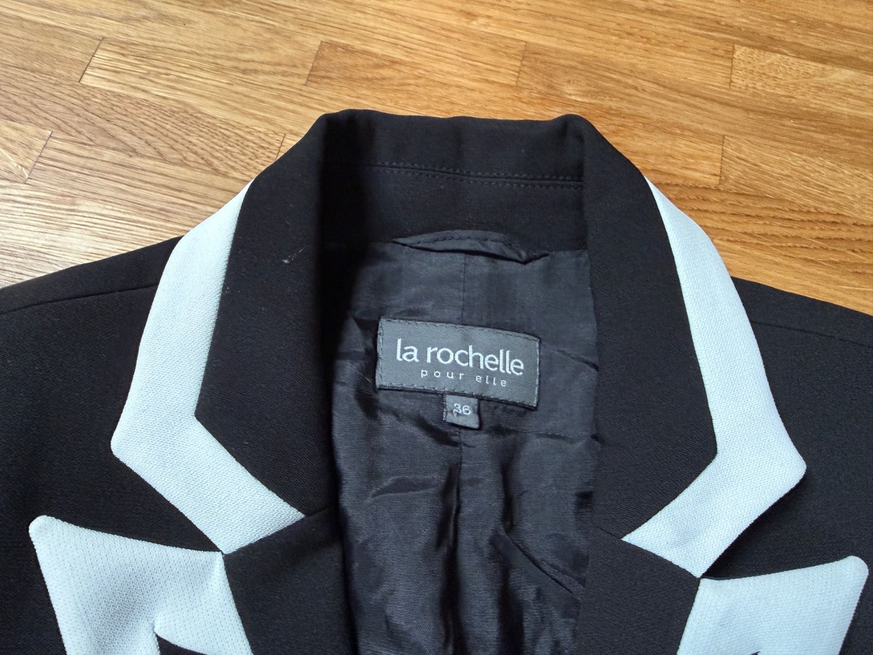 Giacche: Ausgefallener schwarzer Vintage-Blazer – Usato da Winterthur venduto da Bahareeba 1