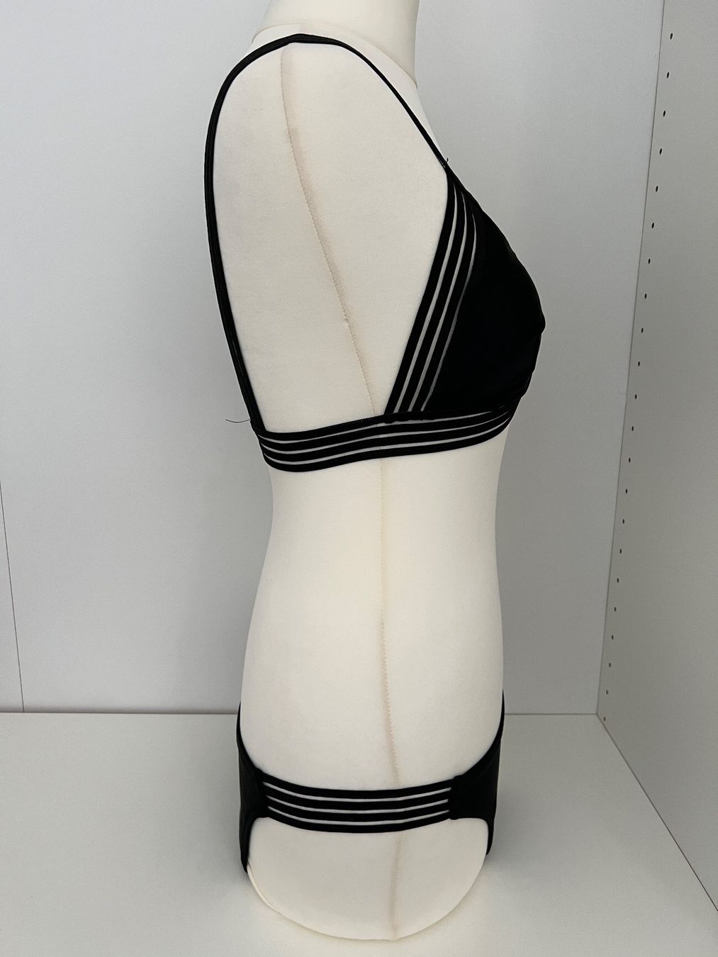Costumi da bagno & Bikini: Formula Joven - Bikini - XS 34 164 - schwarz – Usato da Büetigen venduto da Jabo 2