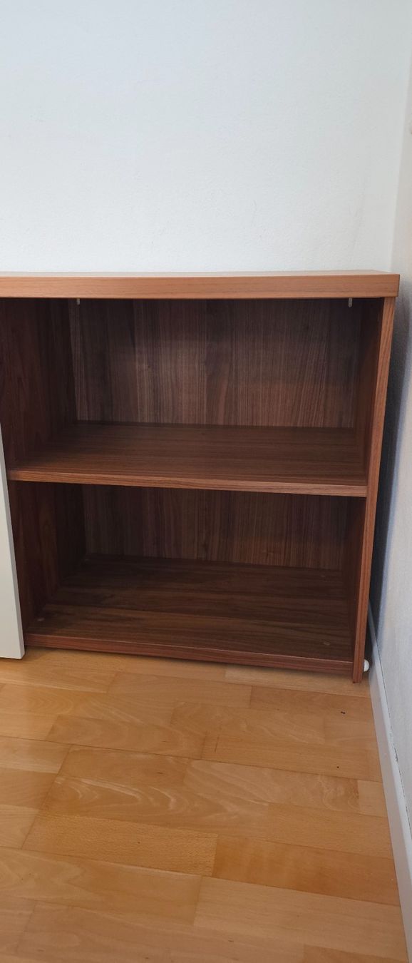 Cassettiere: Sideboard Nussbaum mit Schiebetüren – Usato da Niederteufen venduto da Christian913 2