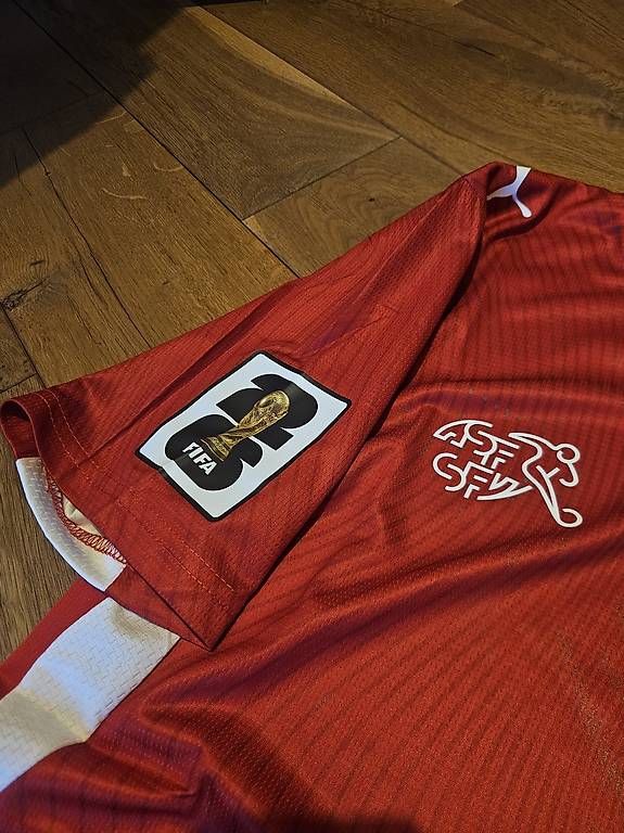 Leibchen & Hosen: Fussballtrikot Schweiz Gr.S – Neu und originalverpackt aus Sempach-Station von marco.r 1
