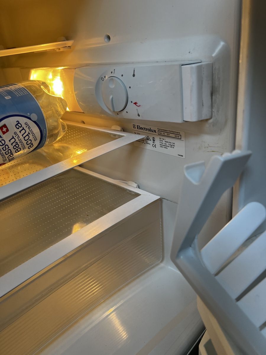 Réfrigérateurs: Kühlschrank Electrolux – D'occasion à Trasadingen par Kaffee.mann 4