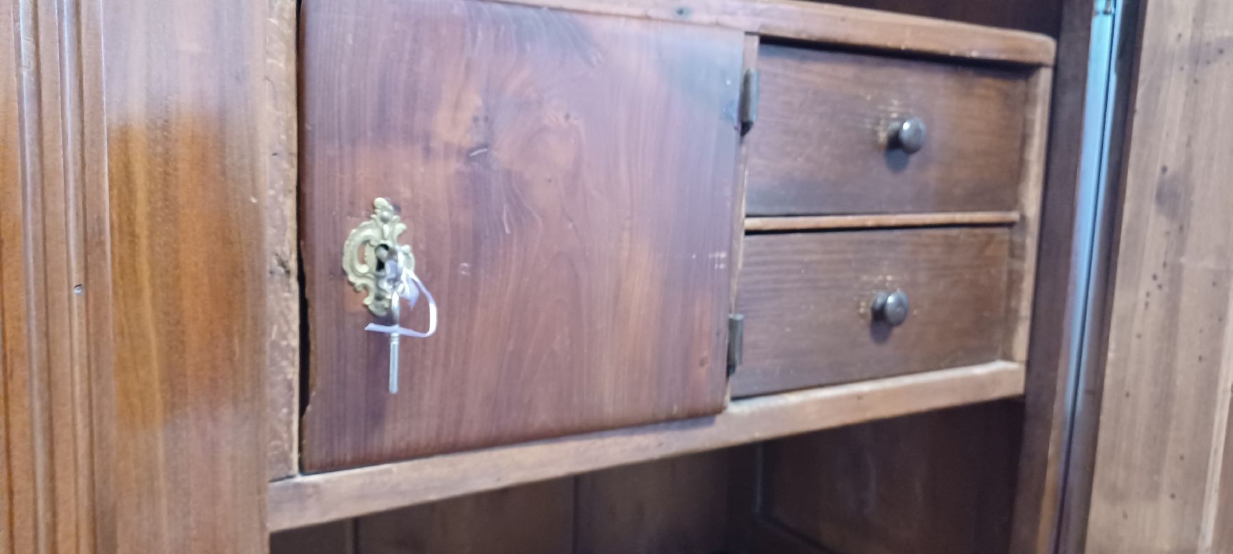 Schränke: Antiker Hochzeitsschrank – Gebraucht aus Bern von siri2002 6
