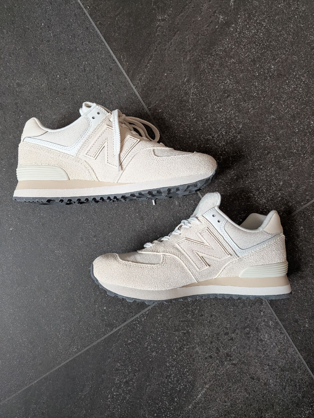 New Balance Damenschuhe: NEU New Balance Gr. 40 – Neu und originalverpackt aus Ebnat-Kappel von Fini1000
