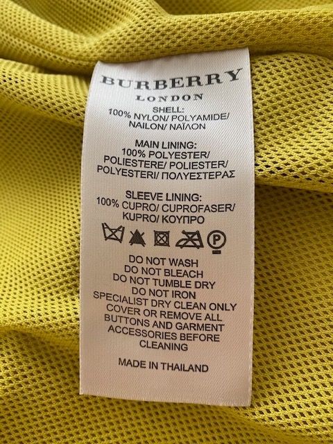 Burberry Mäntel: Burberry Regentrenchcoat NEU – Neu und originalverpackt aus Gossau SG von breja 8