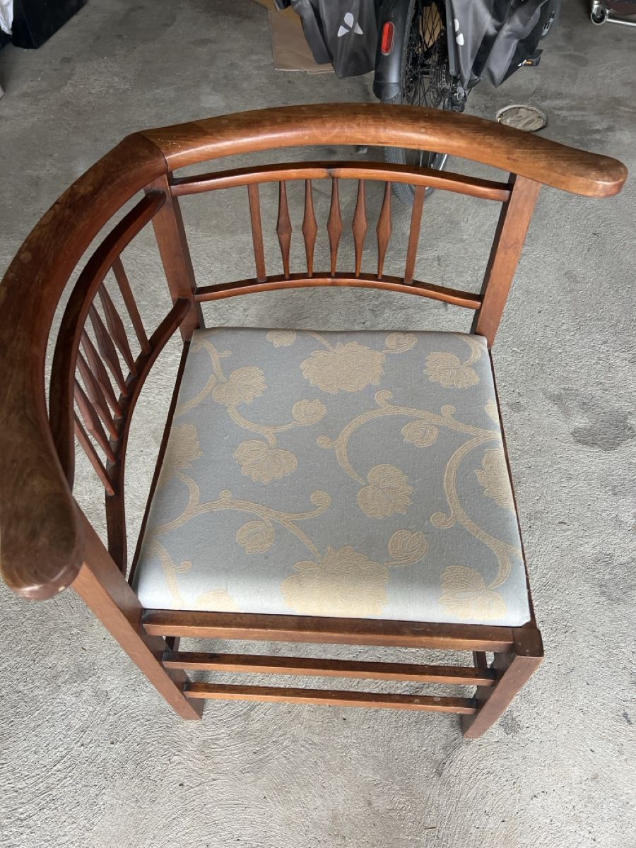 Stühle: Eckstuhl 1940 - Handgemacht – Gebraucht aus Bonaduz von Malves10