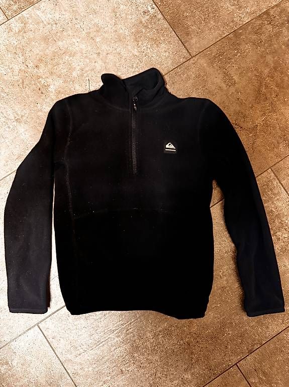 Pullover & Sweatshirts: Pile QuickSilver 8 anni  – Gebraucht aus Gordevio von nin_57b5