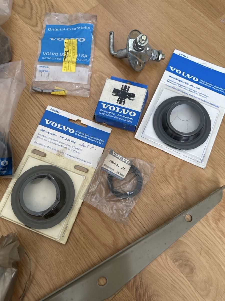 Volvo Accessori per altri veicoli: Volvo Ersatzteile NOS – Usato da Mörschwil venduto da tweety9402 2