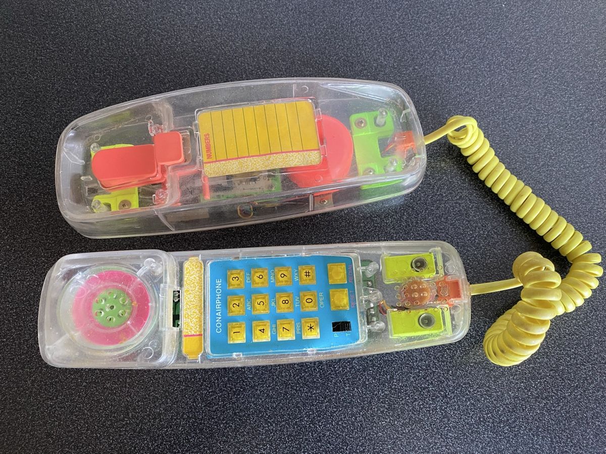 Telefoni: Téléphone vintage transparent – Usato da Le Grand-Saconnex venduto da pli_y8w9 1