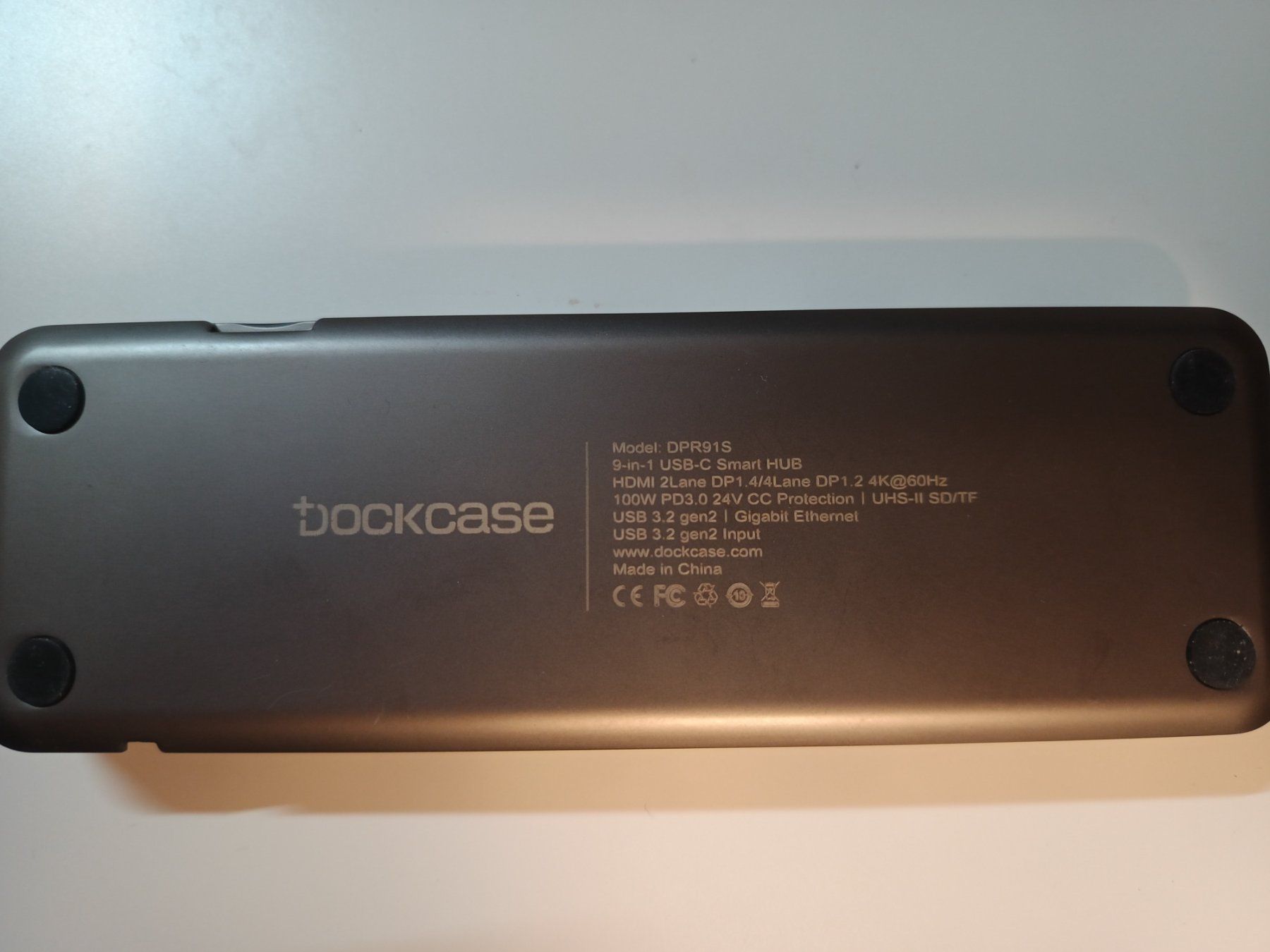 Docking station: Dockcase USB-C Smart Hub 9-in-1 mit Display, Neuwertig – Usato da Balgach venduto da lymax 2