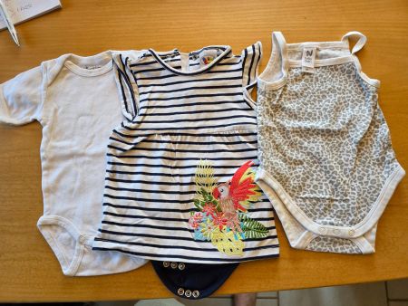 Sommer-Babykleider-Set, Grösse 62/68, Bodies & Shorts!