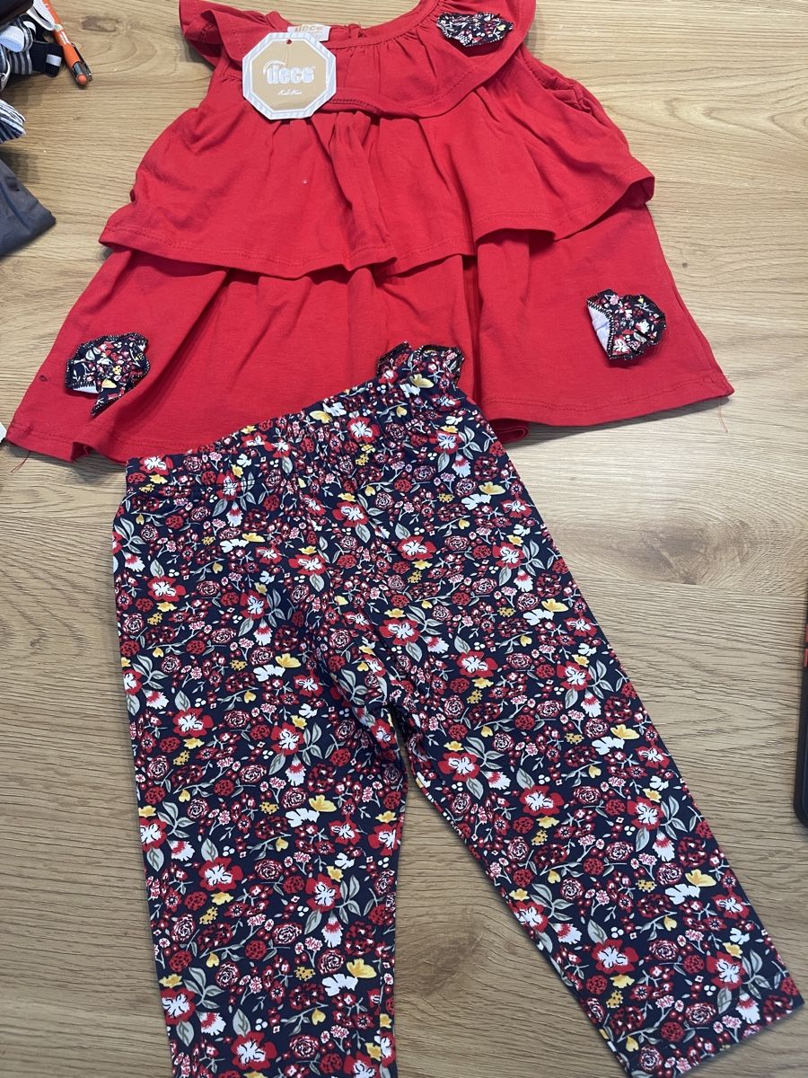 Lotti & Set di vestiti: Set neu 98/104 – Nuovo e nell'imballaggio originale da Triesen venduto da Yellow1818