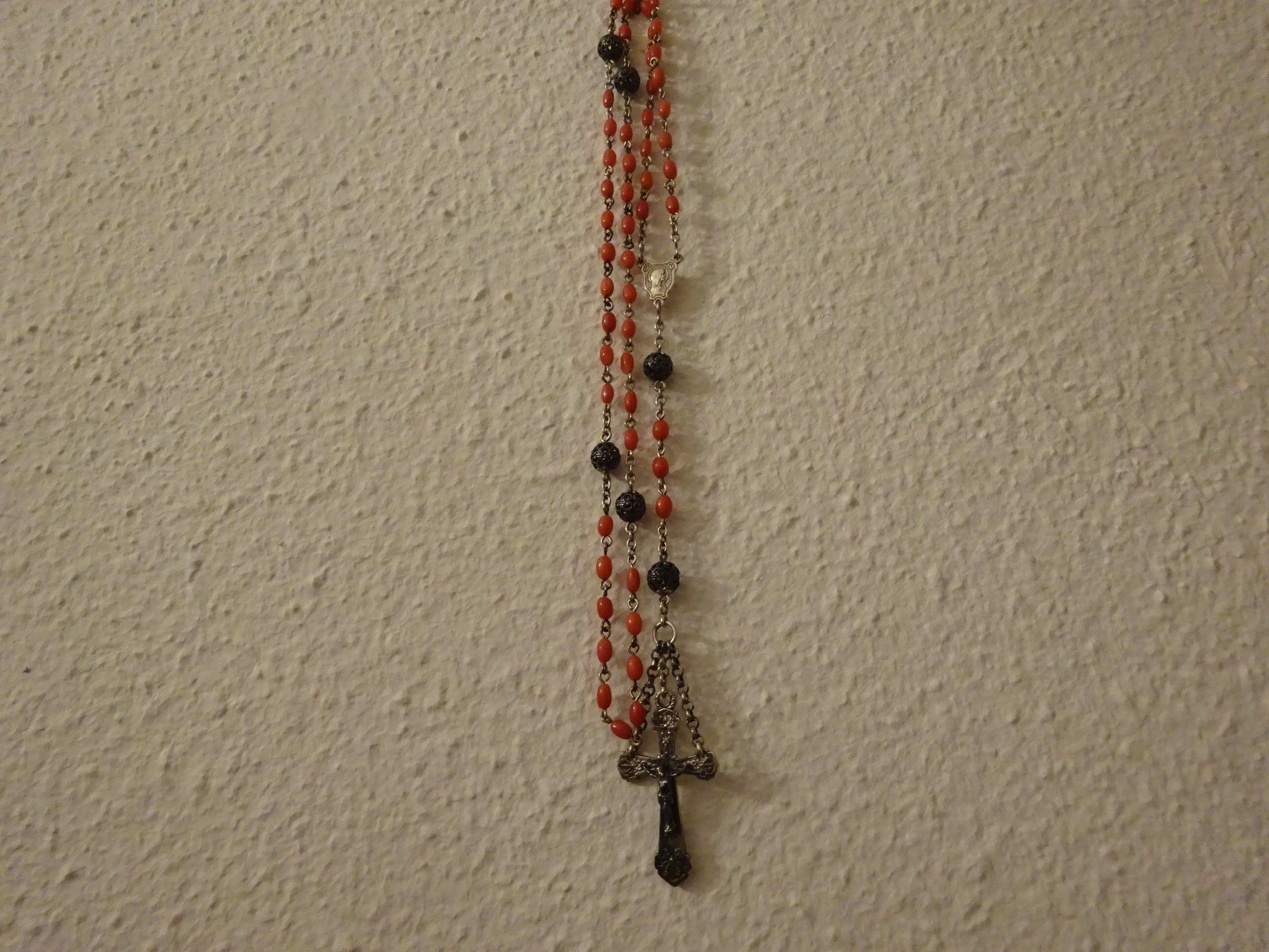 Autres bijoux: Koralle Rosenkranz / Ikone – D'occasion à Esslingen par eintagammeer