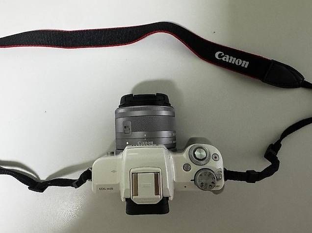 Appareil photo: Canon EOS M50, Weiss – D'occasion à Zürich par Babylonia