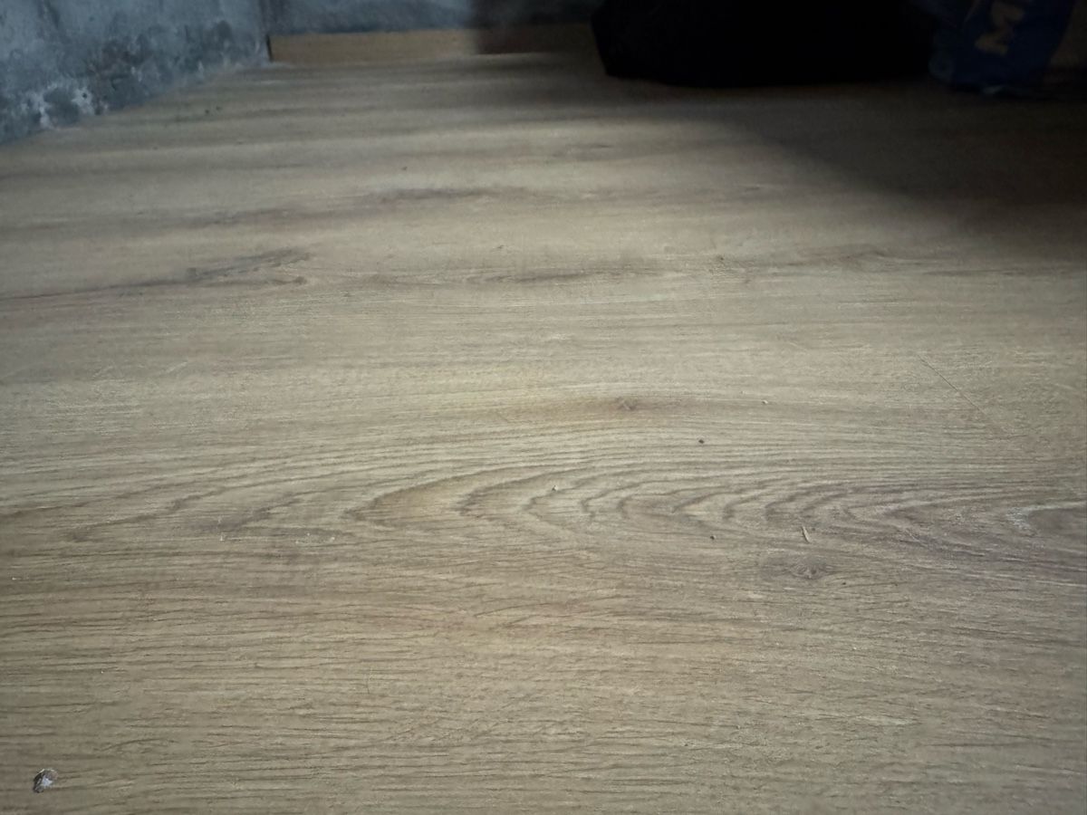 Rivestimenti per pavimenti: Quick-Step Classic Laminat – Usato da Schübelbach venduto da Naeneas 1