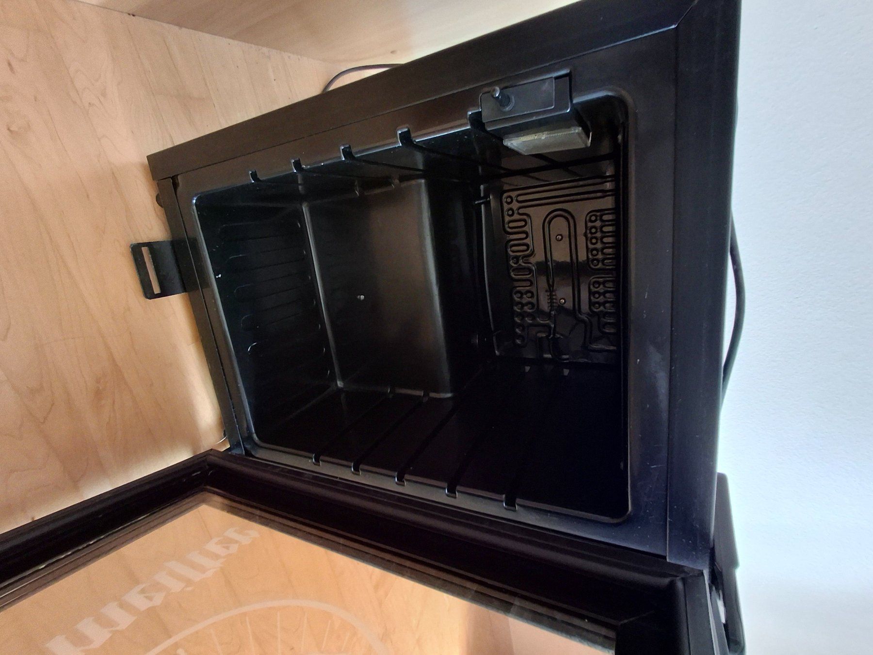 Kühlschrank: Jägermeister Mini Kühlschrank – Gebraucht aus Stans von Irene05 2